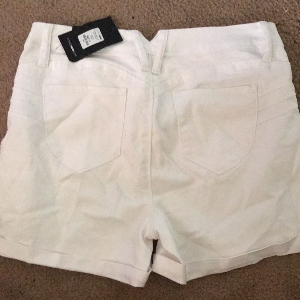 NWT High Rise Shorts - Picture 3 of 4